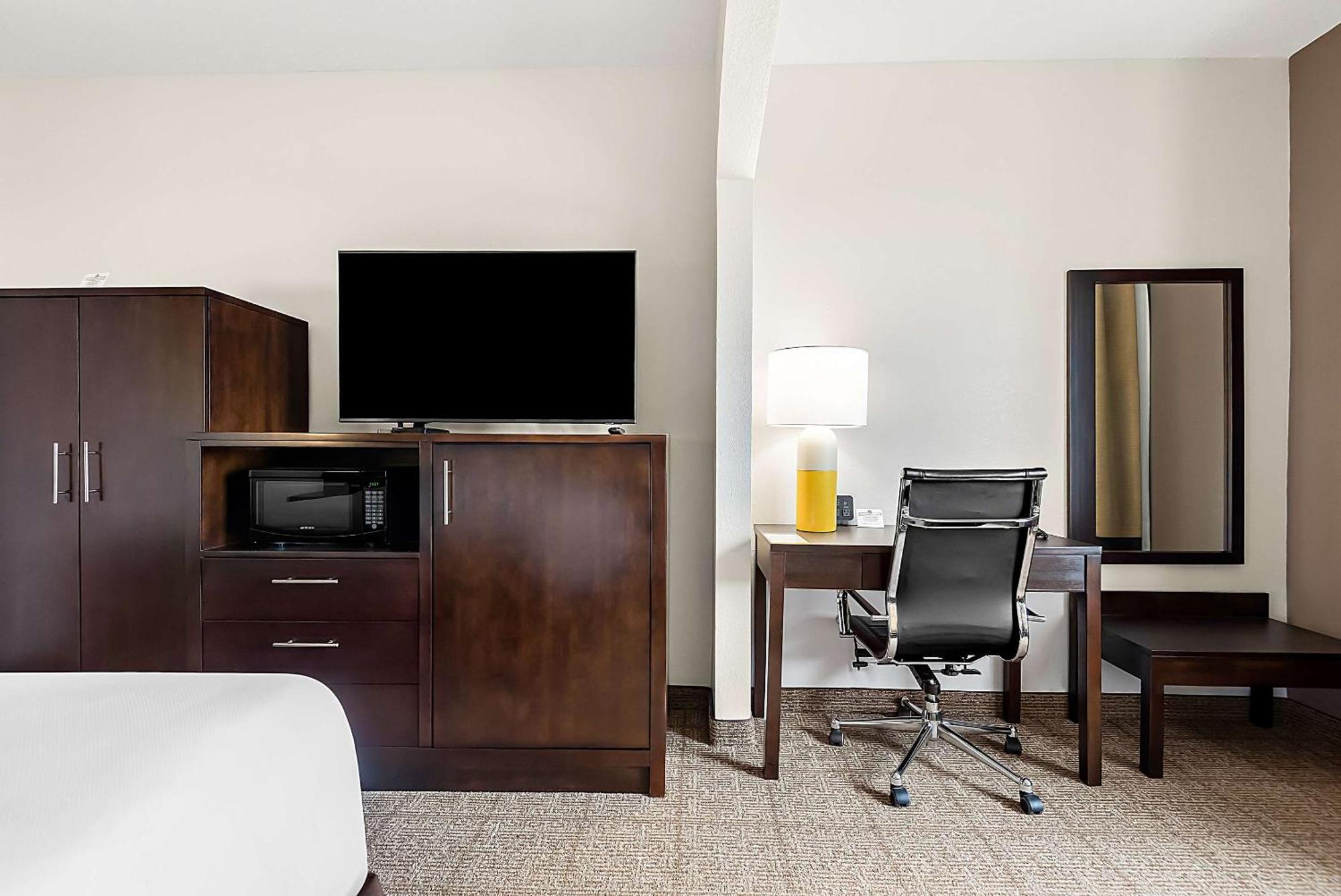 Comfort Suites New Orleans East Exteriér fotografie
