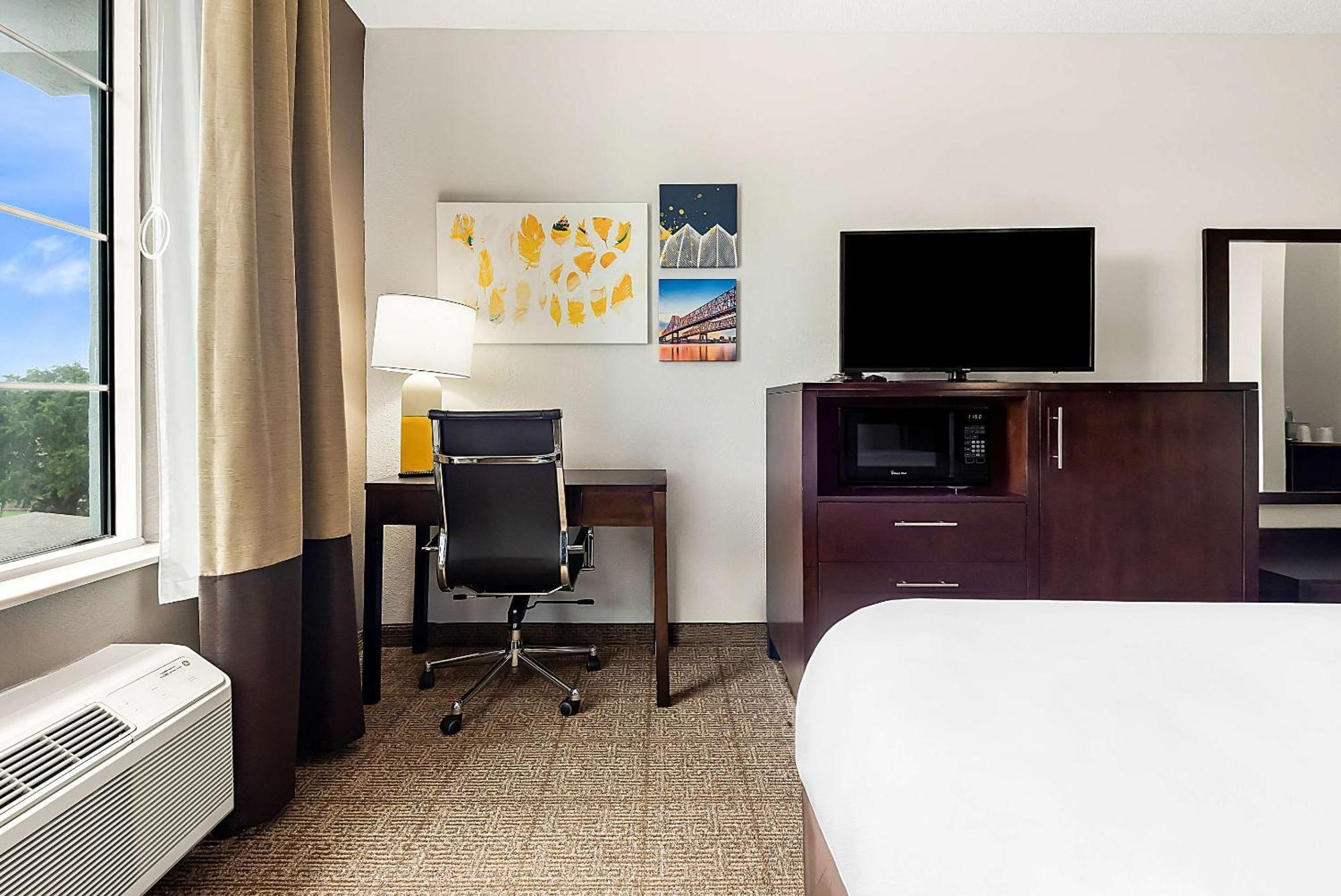 Comfort Suites New Orleans East Exteriér fotografie