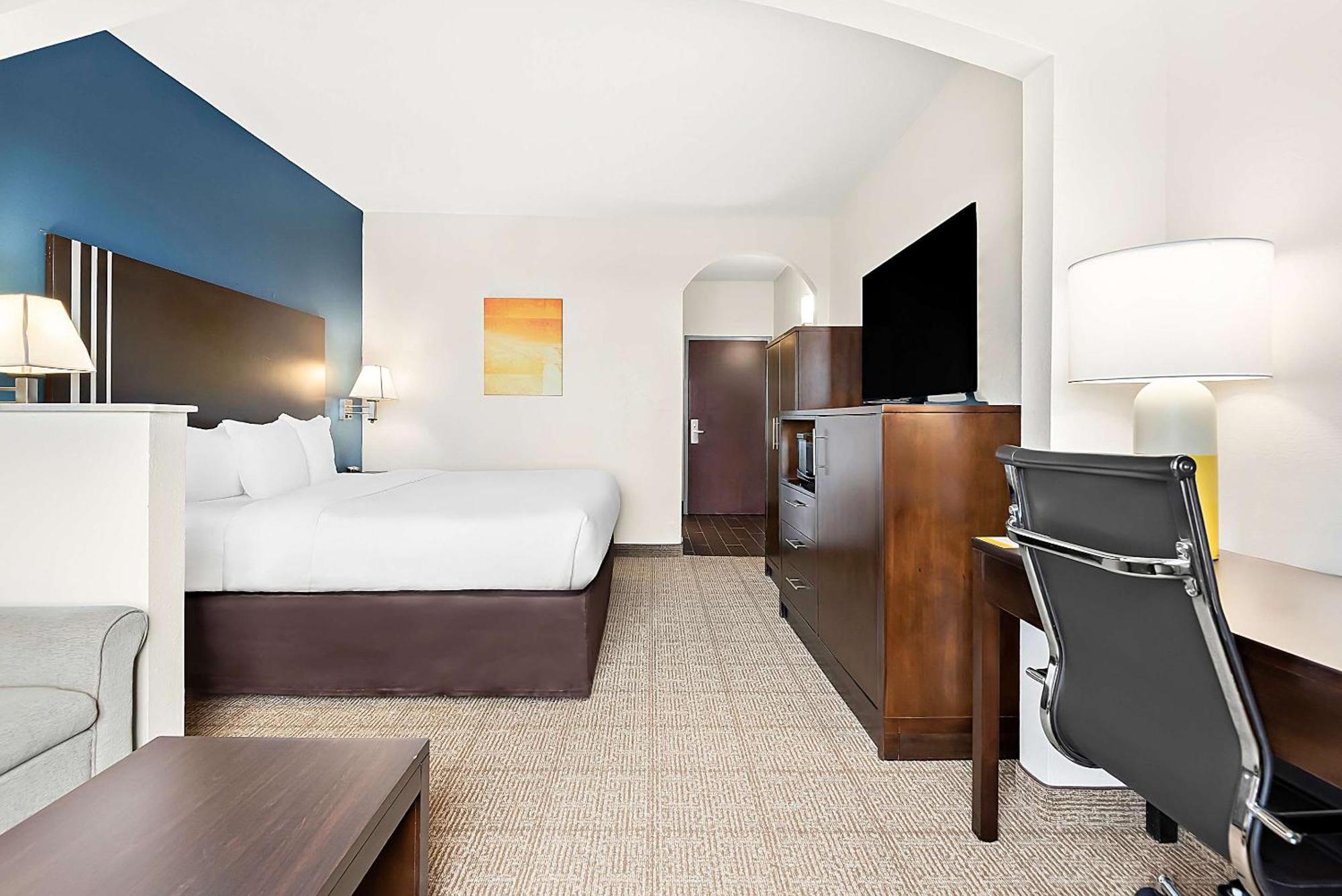 Comfort Suites New Orleans East Exteriér fotografie